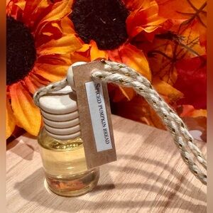 SPICED PUMPKIN BREAD CAR/AIR FRESHENER